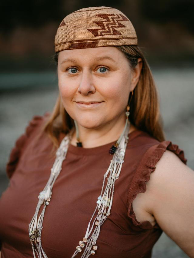 Sara Calvosa Olson author photo ? Cr edit: Nelia Marshall Photography