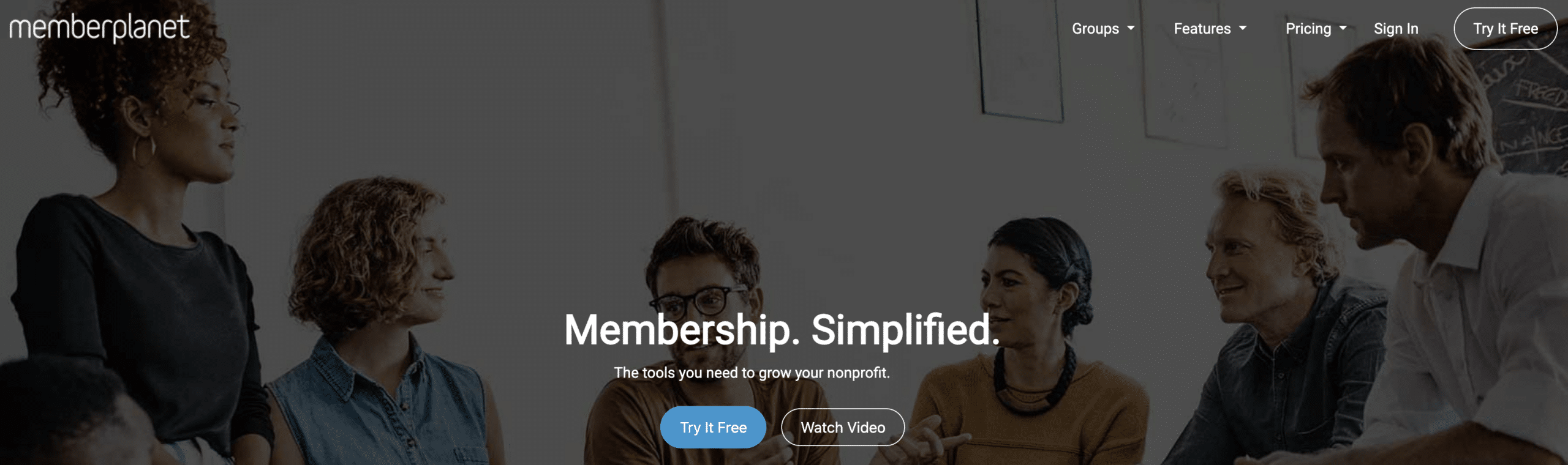 Screenshot of Member Planet landing page, one of the top nonprofit membership software solutions